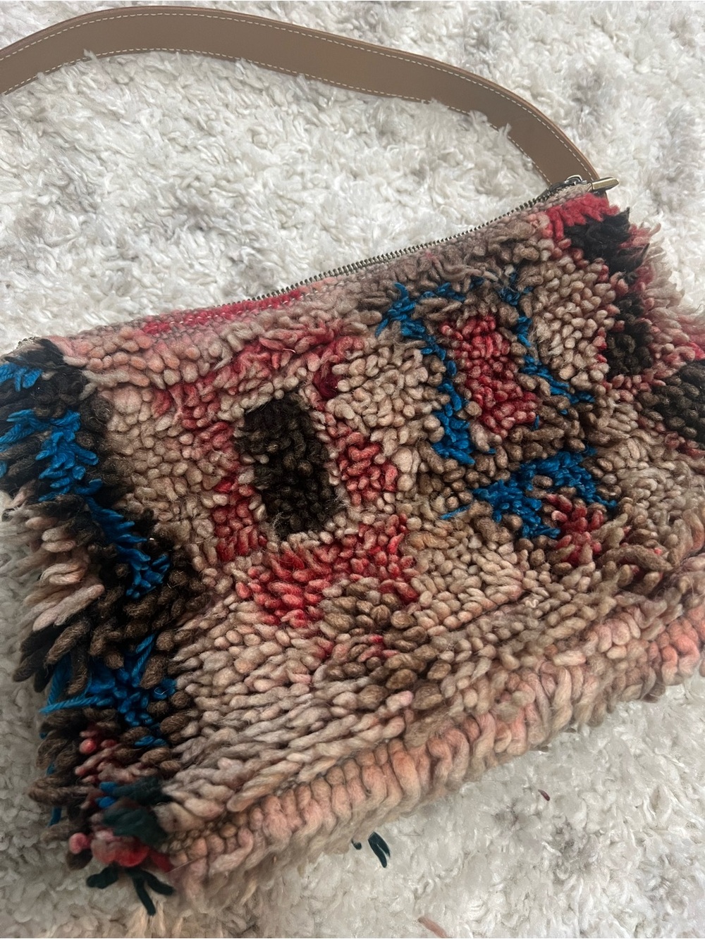 Moroccan Rug Clutch- Brand prototype - Picture 4 of 9